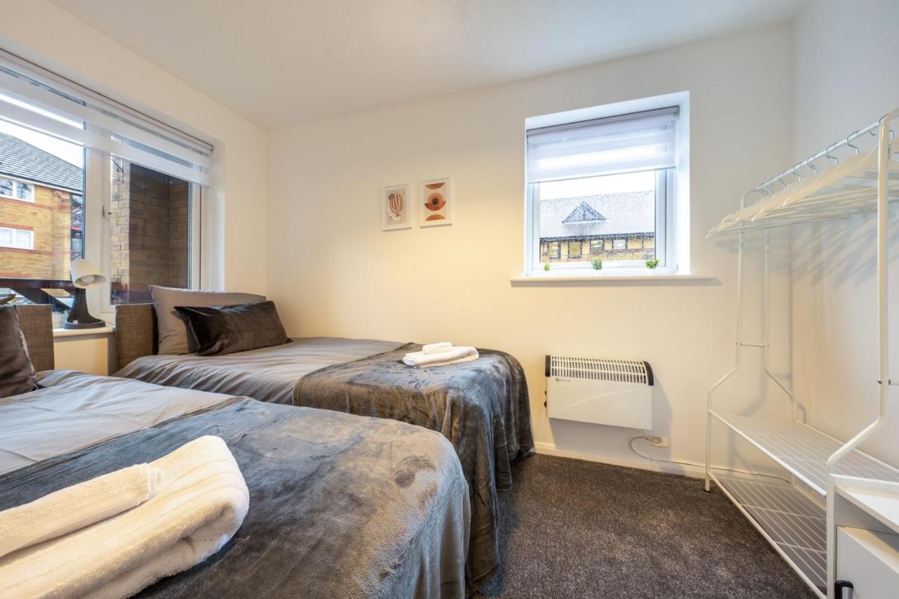 Luxury 2 Bed Apartment Stansted Airport Bishops Stortford Bishop's Stortford Luaran gambar