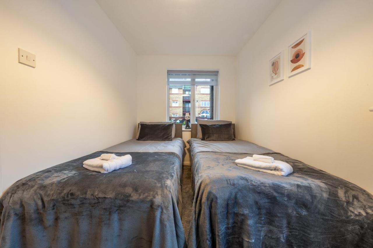 Luxury 2 Bed Apartment Stansted Airport Bishops Stortford Bishop's Stortford Luaran gambar